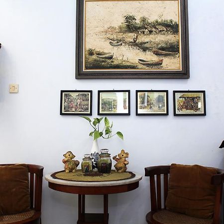 Griya Kedasih Guesthouse Yogyakarta Esterno foto